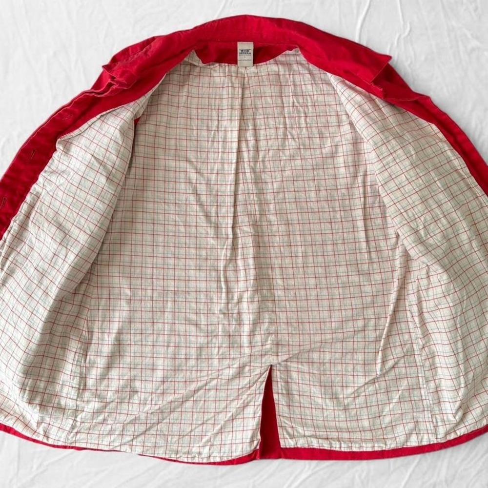 Vintage red car coat with plaid lining - Picture 3 of 8